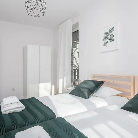 Botanic Gardens Apartment With Free Garage Wroclaw By Noclegi Renters Exterior photo
