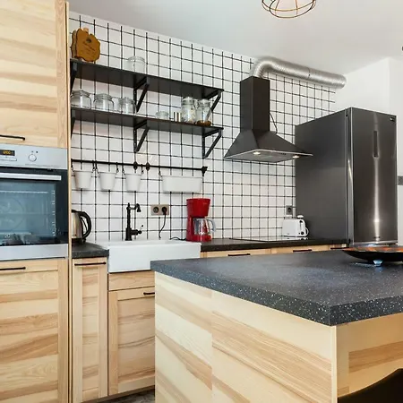 Botanic Gardens Apartment With Free Garage Wroclaw By Noclegi Renters Exterior photo