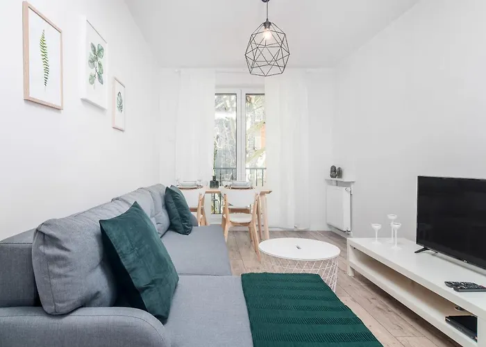 Botanic Gardens Apartment With Free Garage Wroclaw By Noclegi Renters