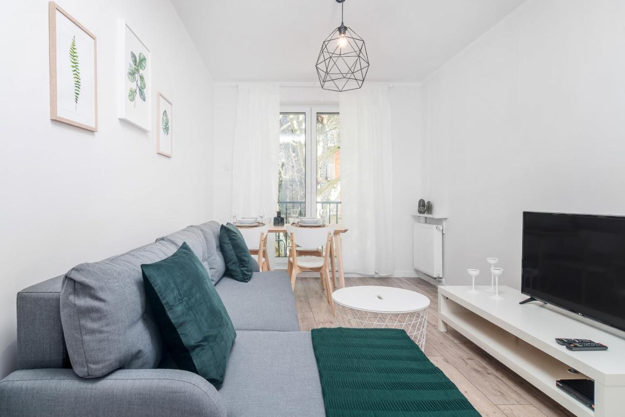 Apartment Botanic Gardens With Free Garage By Renters *