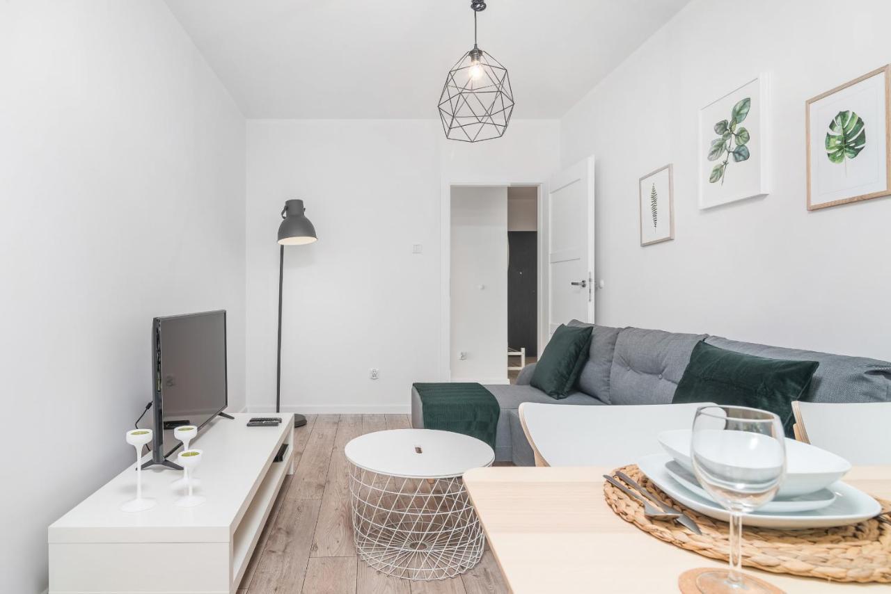 Botanic Gardens With Free Garage By Renters *