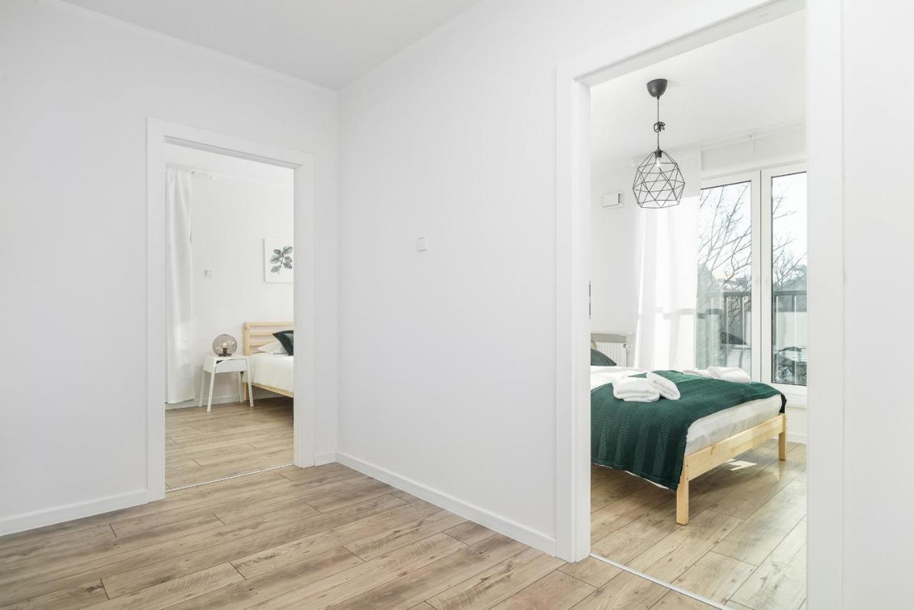 Botanic Gardens With Free Garage By Renters Wroclaw