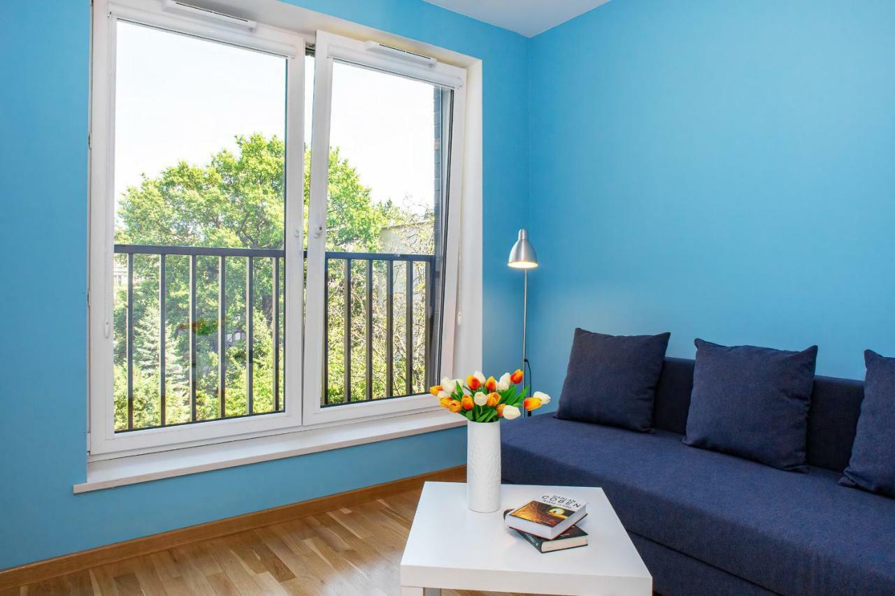 Botanic Gardens With Free Garage By Renters *