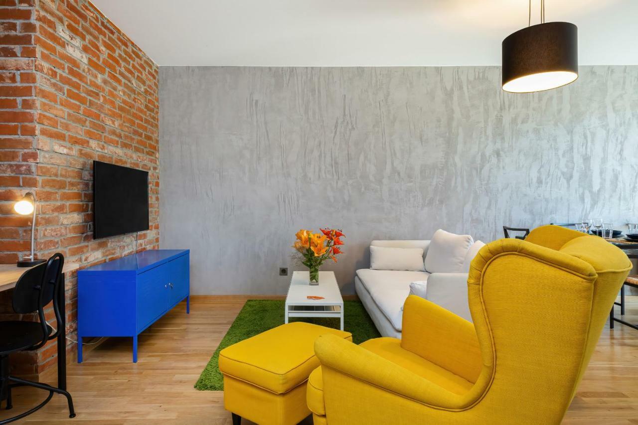 Botanic Gardens With Free Garage By Renters Apartment